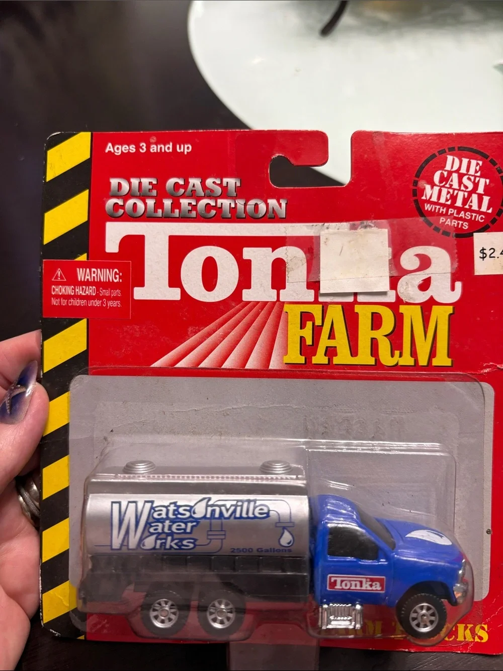 Tonka Die-Cast Farm Tanker Trucks - Red and Blue NIP